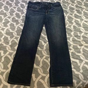 Classic denim American Eagle jeans in excellent condition.